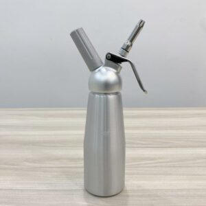 Binh xit kem tuoi KT500 1