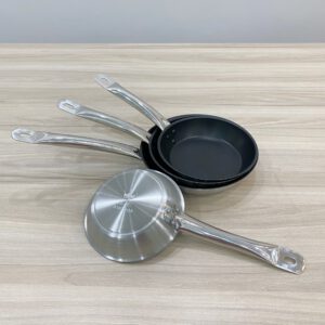 Chao inox 2 day chong dinh 101723 1 scaled