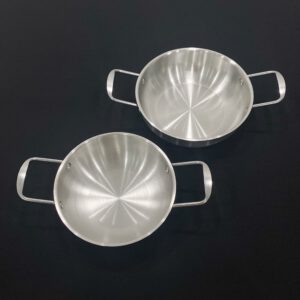 Chao inox 2 quai day bau HXG18 3