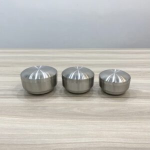 Chen dung com co nap inox 304 1