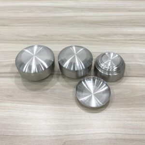 Chen dung com co nap inox 304 2