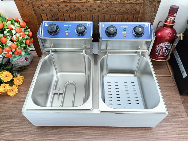Chiên nhúng điện đôi EF-82TL 4 Bếp chiên nhúng điện đôi EF-82TL với các thông số kỹ thuật ưu việt