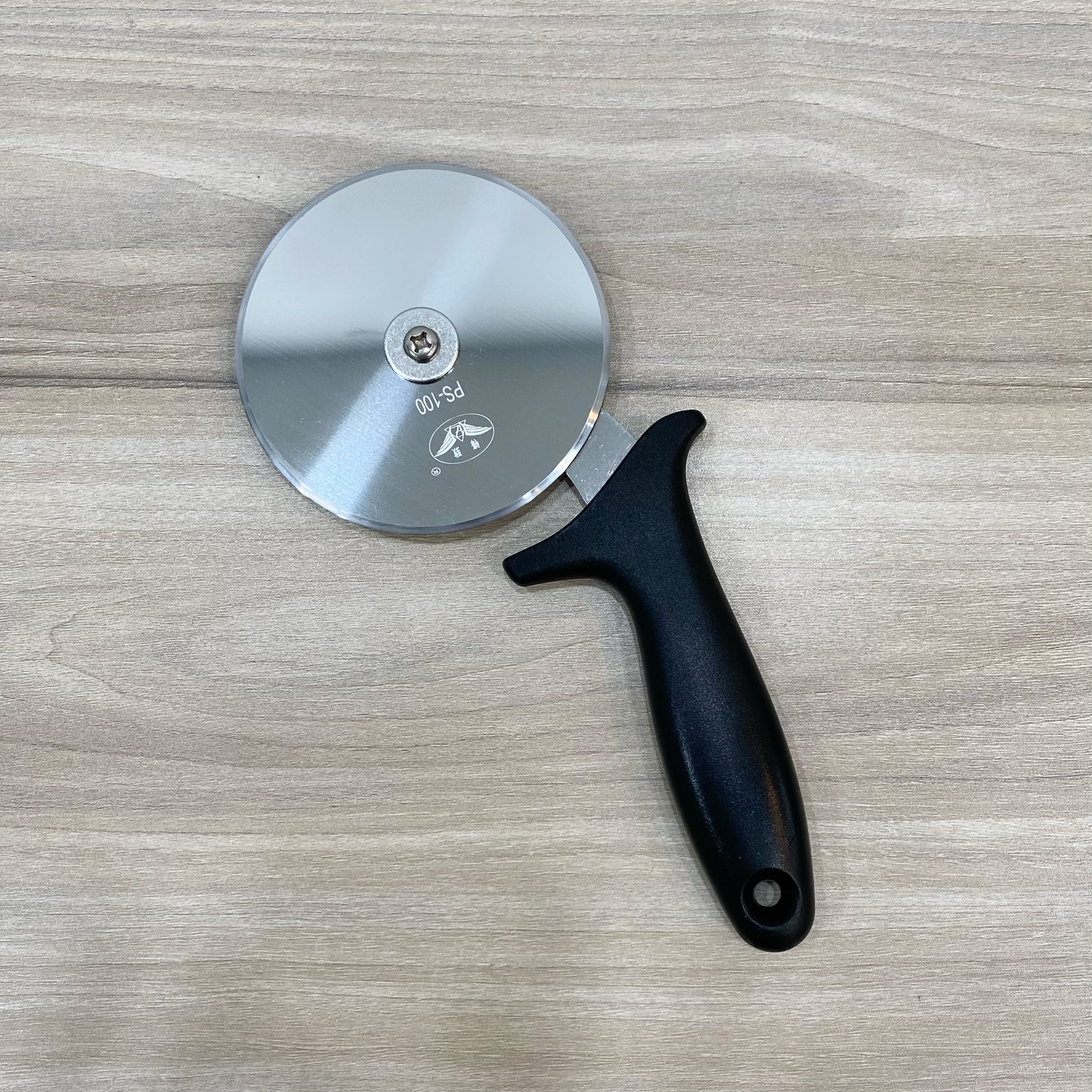 Dao pizza trung PS 100 1