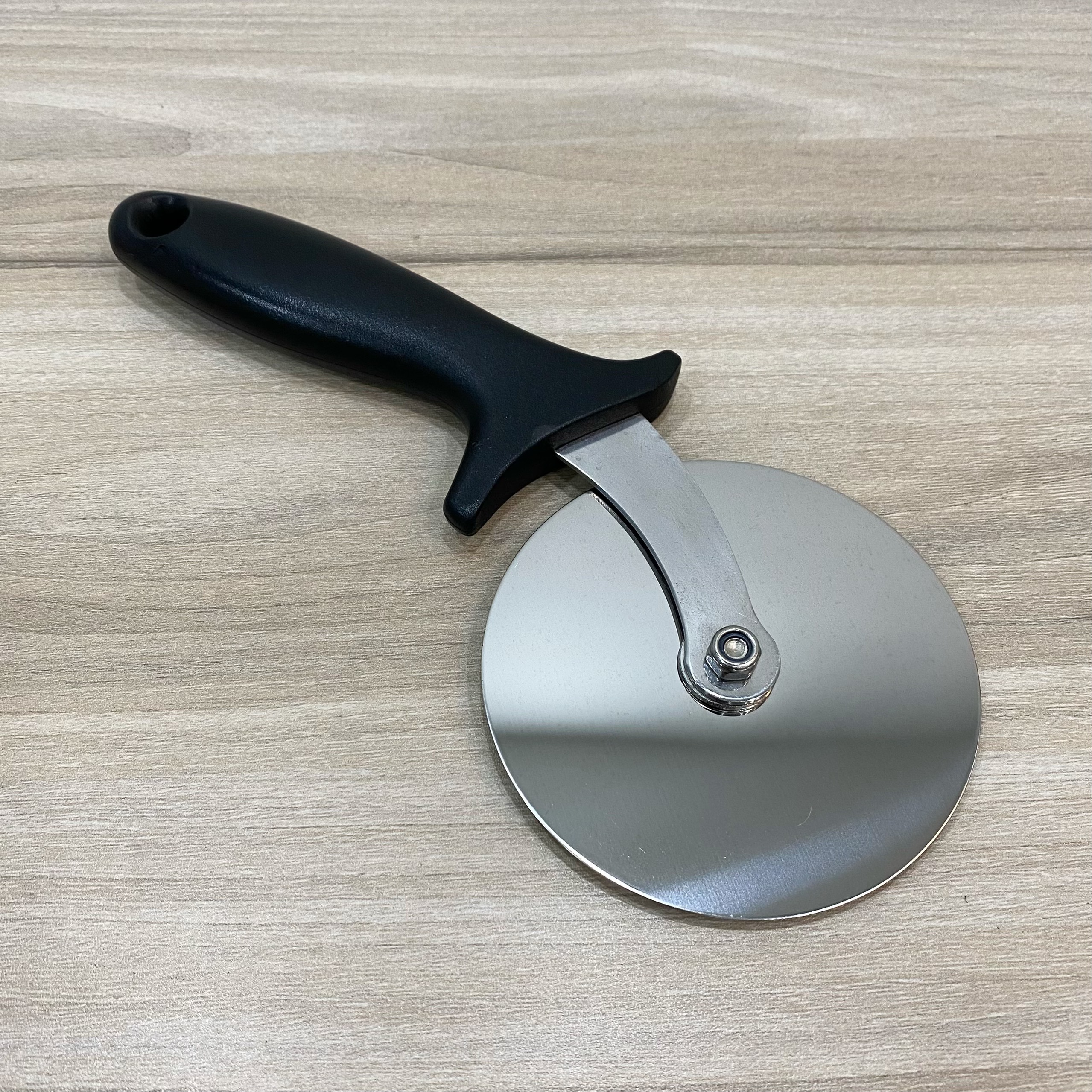 Dao pizza trung PS 100 6