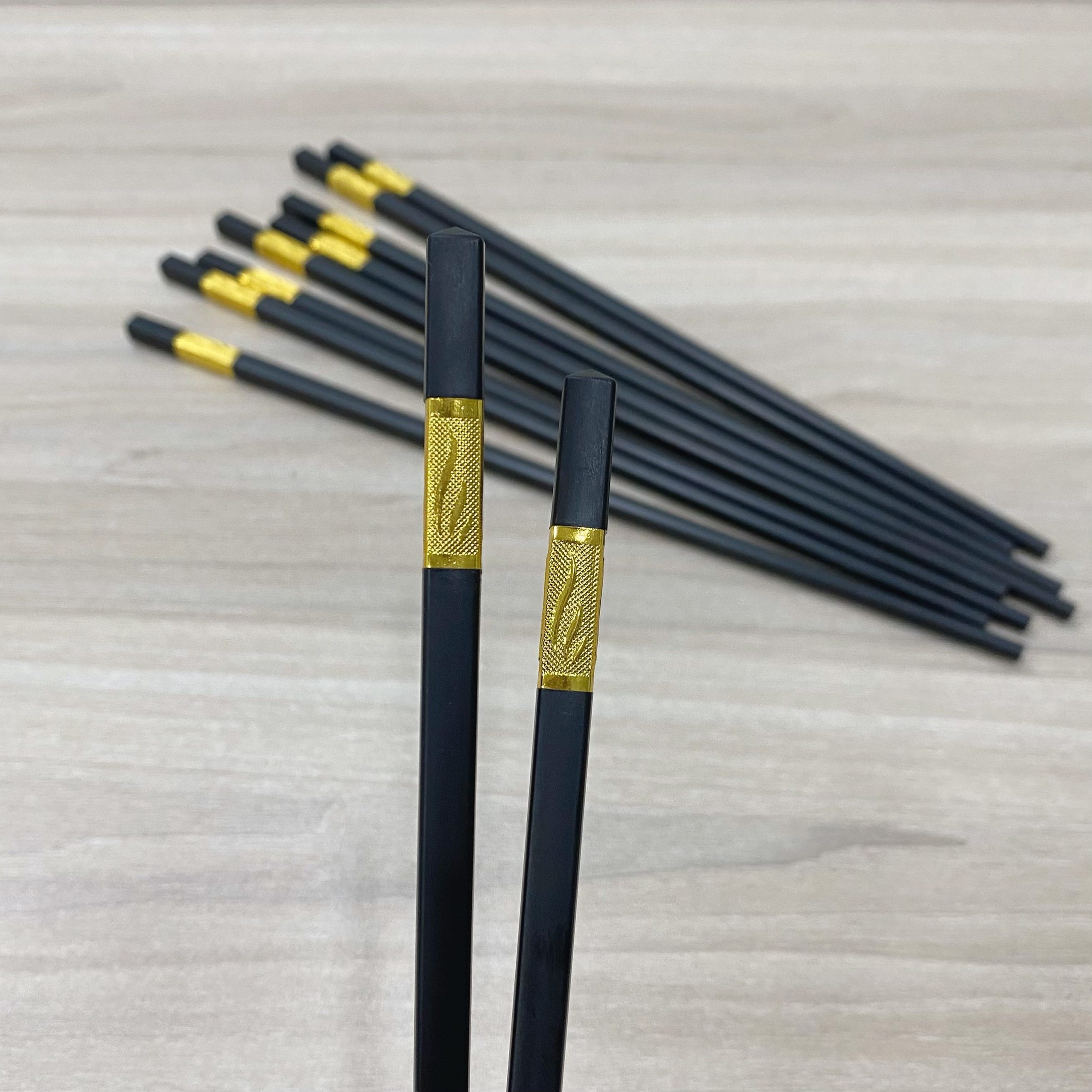 Đũa đầu vuông 3 lá vàng Y20-02 7 Dua dau vuong 3 la vang Y20 02 3 scaled