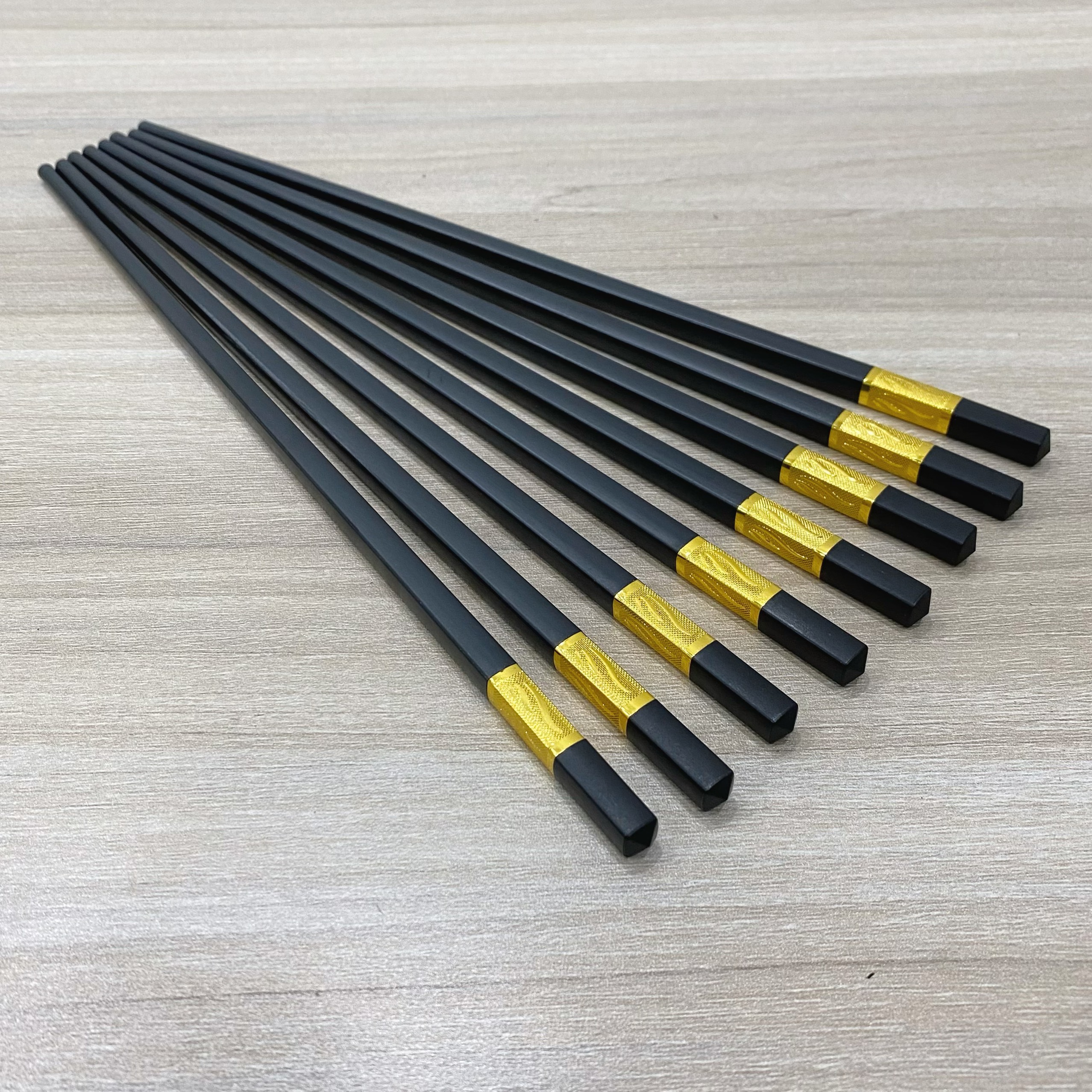 Đũa đầu vuông 3 lá vàng Y20-02 5 DUA DAU VUONG 3 LA VANG Y20 02 7