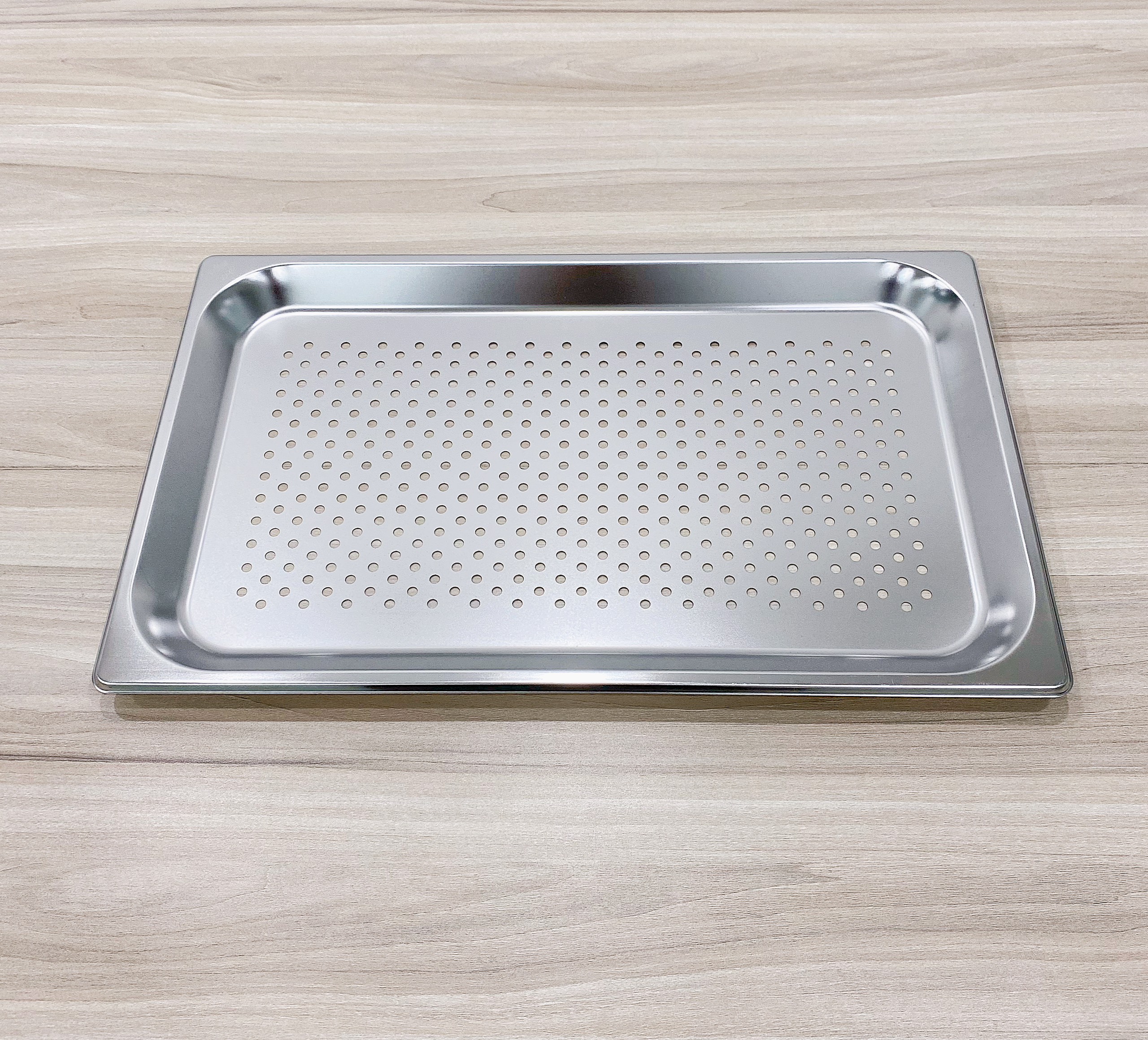 Khay GN 11xH25 duc lo lon 1