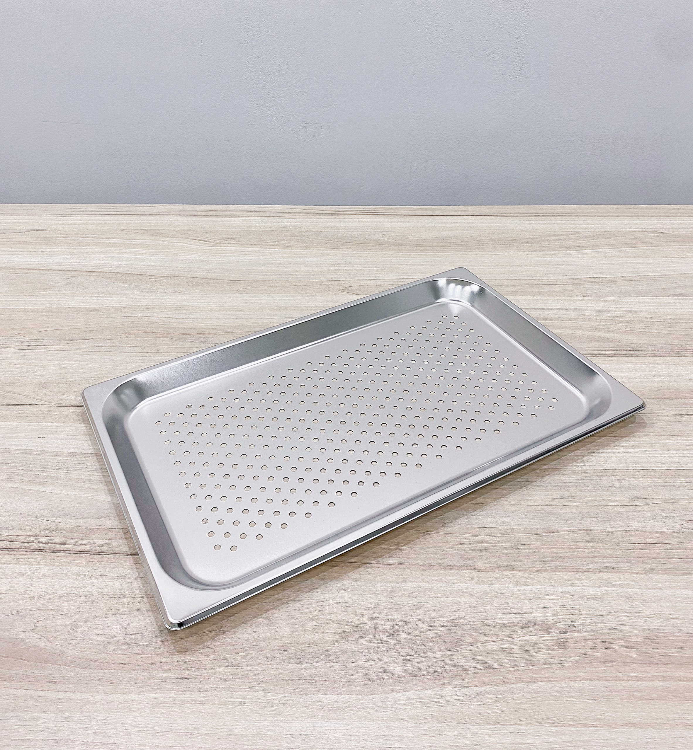 Khay GN 11xH25 duc lo lon 2