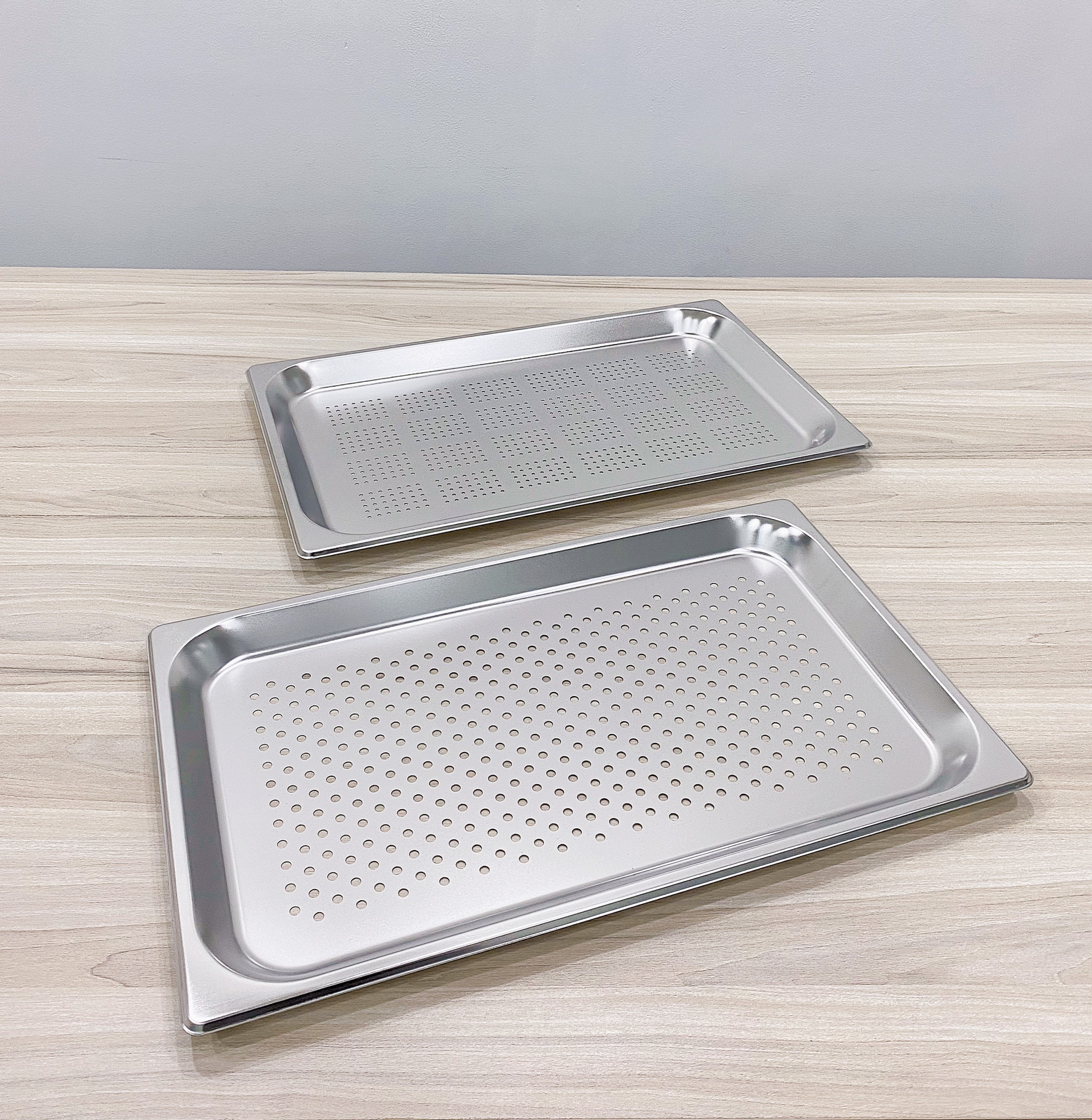 Khay GN 11xH25 duc lo lon 3