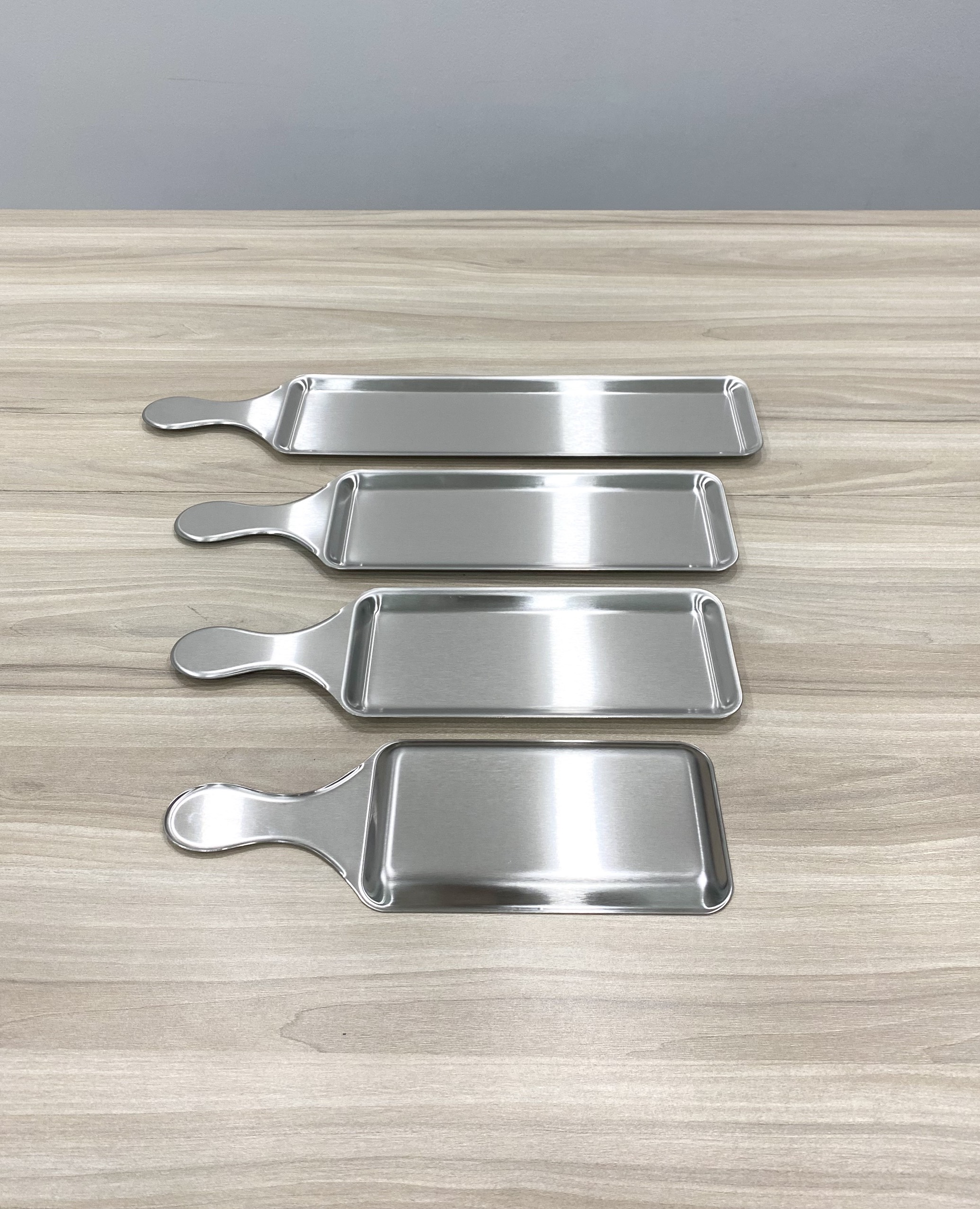 Dĩa chữ nhật có tay cầm DTA35 (33x10.5cm) 3 Dĩa chữ nhật có tay cầm DTA35 (33x10.5cm) hiệu SQC chính hãng cao cấp