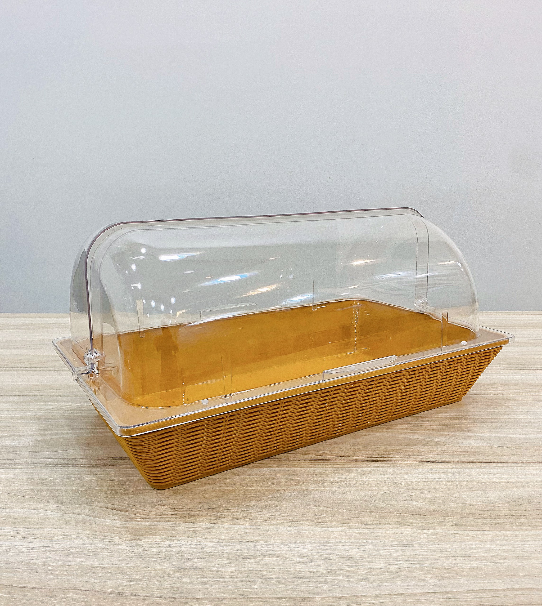 Khay nhua CN trung bay thuc an nap PC DC P2204 1B 1