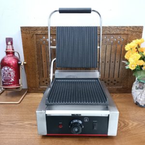 May kep nuong banh panini ECG 811 .1