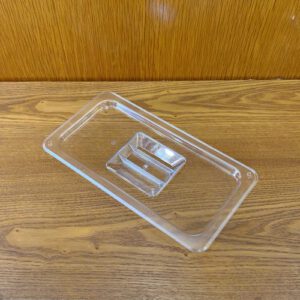 Nap khay GN nhua 1 3 2