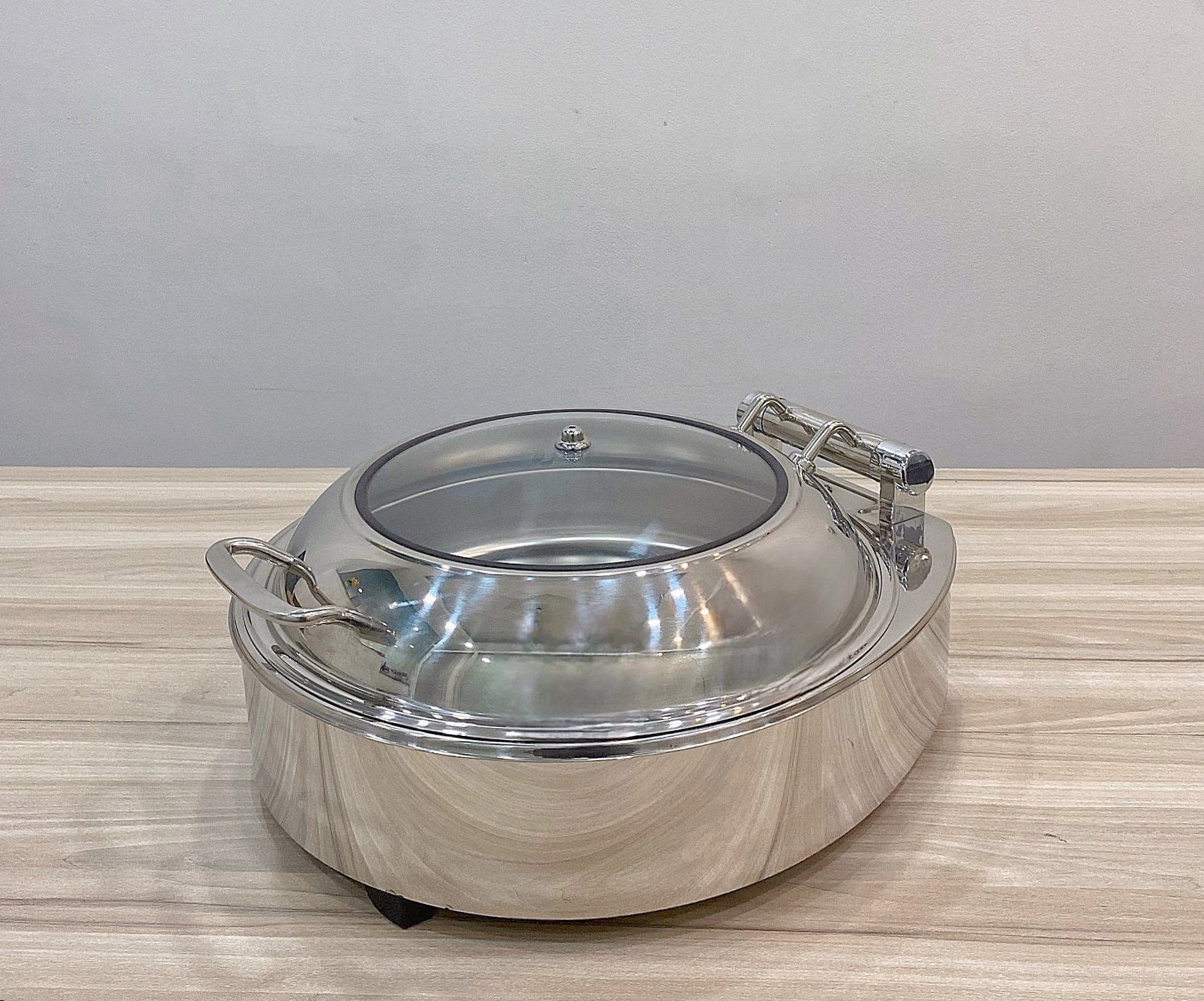 Noi ham buffet tron DCL818L 3