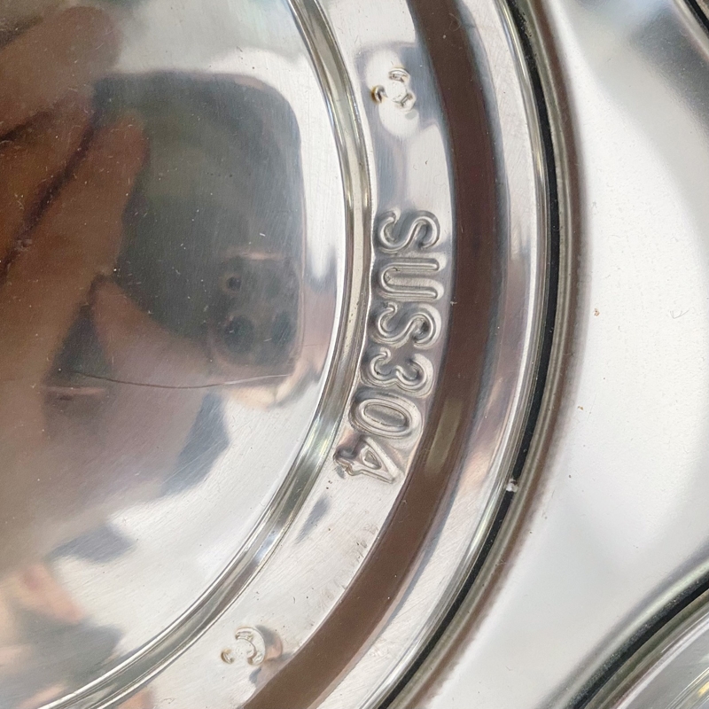 Chất liệu inox cao cấp chống gỉ có độ bền cao