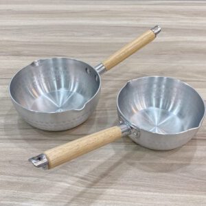 Quanh nhom can go 2 day dung duoc bep tu 1