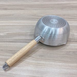 Quanh nhom can go 2 day dung duoc bep tu 9