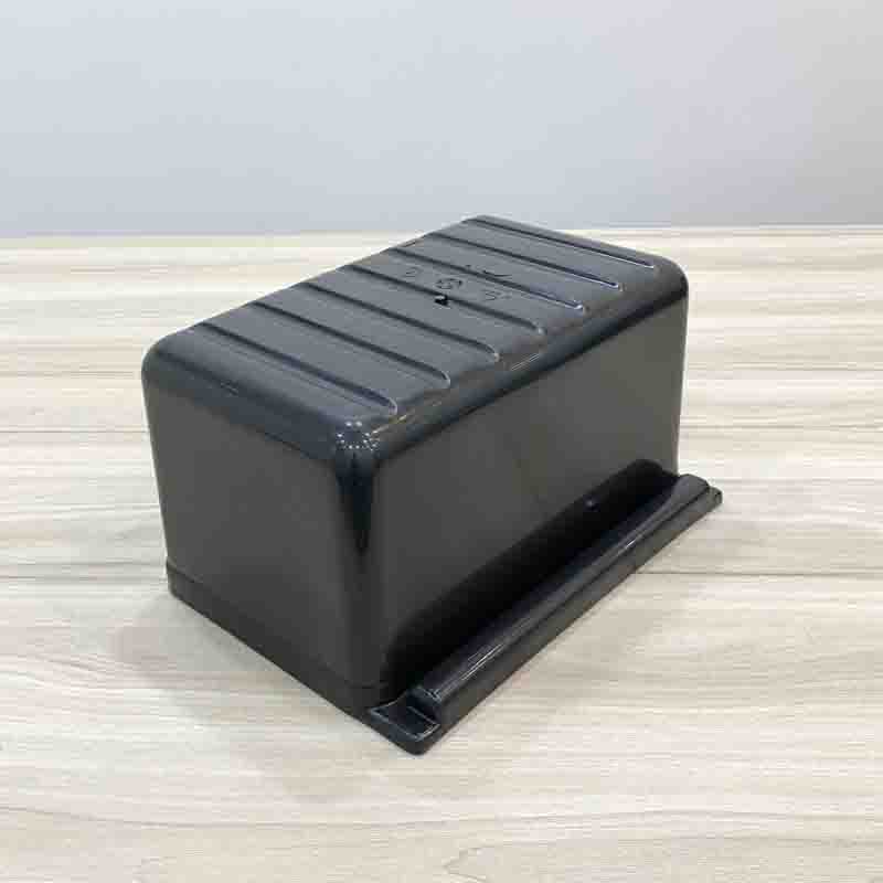 Thùng nhựa GX-035B 4 Thùng nhựa có dung tích lớn và được sử dụng cho nhiều mục đích khác nhau