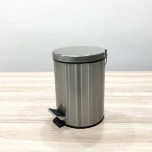 Thung rac chan dap 5L SB05 6 scaled