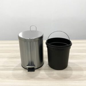 Thung rac chan dap 8L SB08 3 scaled