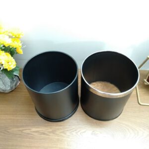 Thung rac trong phong 2 lop A36 A2 .6 005