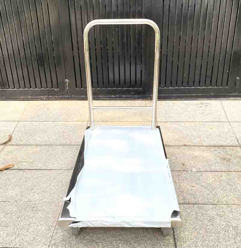 Xe đẩy hàng D4CC 3 Xe đẩy hàng D4CC - Chất lượng tốt, giá cả phải chăng