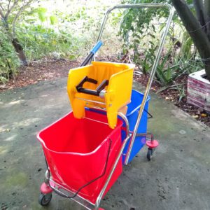 Xe vat nuoc doi 60L GX 028VK .1